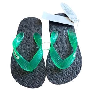 Locals Sandals Kids Green and Black Flip Flops 7C